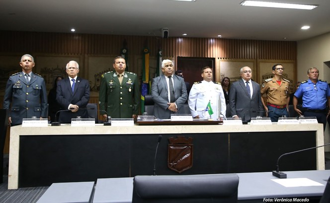 Desembargador Gilson Barbosa participa de Sessão Solene em homenagem ao Exército Brasileiro Sessão foi realizada pela Câmara de Vereadores de Natal em homenagem aos 374 anos do Exército Br...