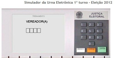 Urna eletrônica em 13.9.2012 Simulação de votação na urna eletrônica.