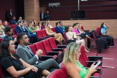 As juízas Suely Fernandes e Martha Danyelle, titular e suplente, permanecerão durante o biênio 2...