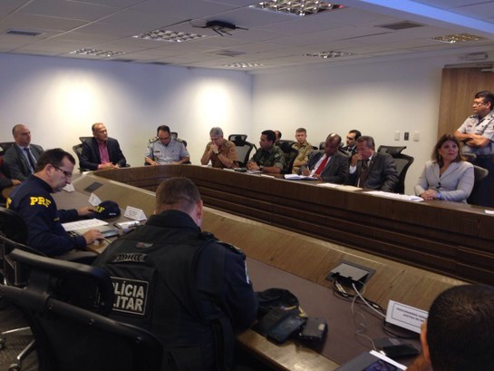 TRE-RN e Sesed definem esquema de segurança das Eleições 2016
TRE-RN e Sesed definem esquema de segurança das Eleições 2016