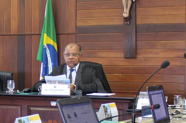 Presidente do TRE-RN receberá comenda do TRT 21 Presidente do TRE-RN receberá comenda do TRT 21