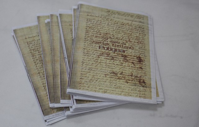 Servidora do TRE-RN faz cordel em homenagem à reinstalação da justiça eleitoral no RN Servidora do TRE-RN faz cordel em homenagem à reinstalação da justiça eleitoral no RN